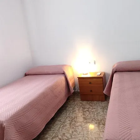 Hébergement de vacances Casa Con Piscina Privada Y Jardin